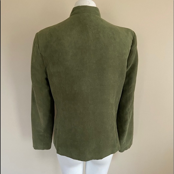 Green Jacket - Picture 2 of 5